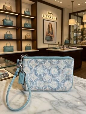 Coach Op Art Wristlet